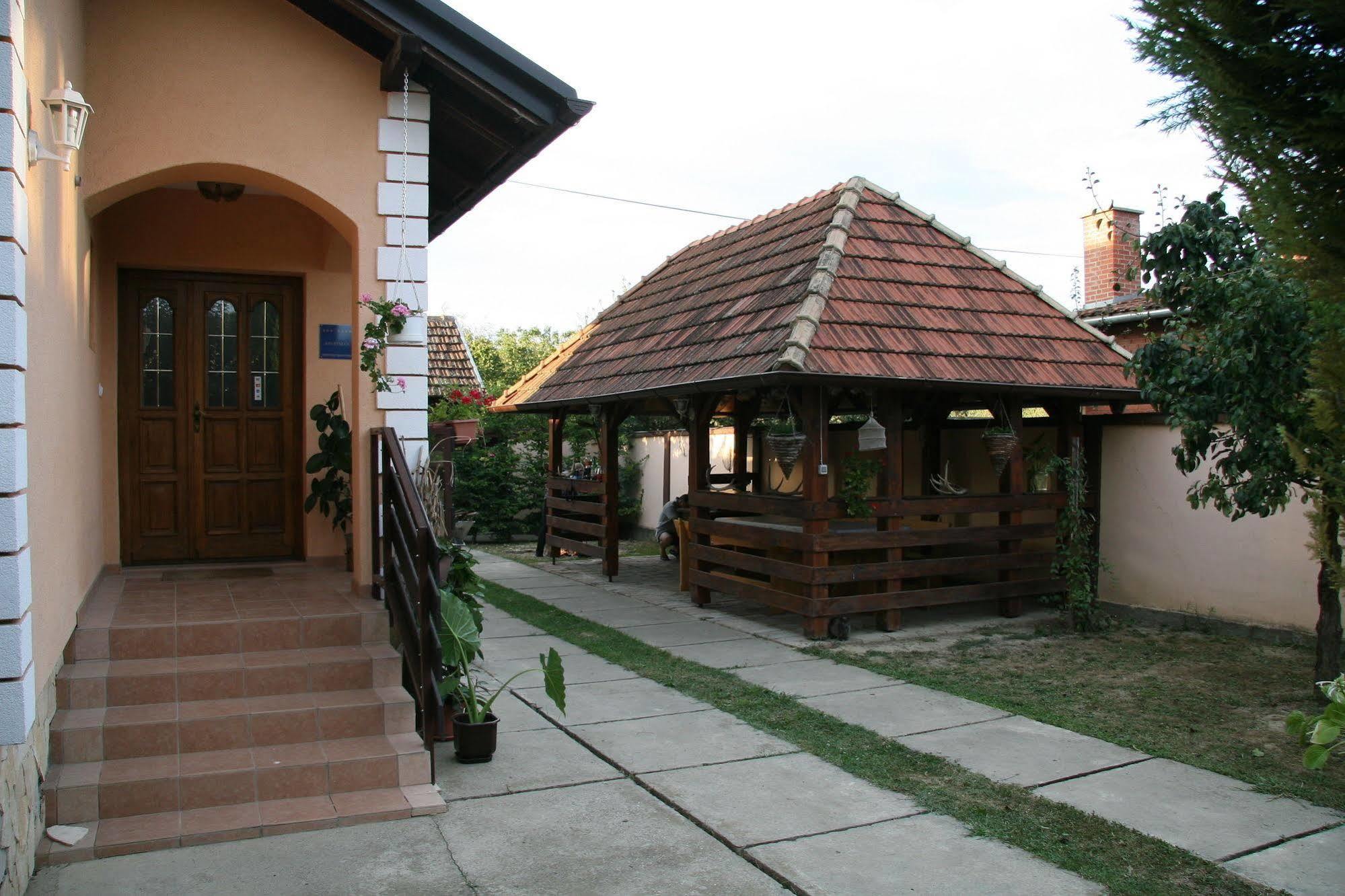 Apartments Vrata Baranje Bilje Exterior foto